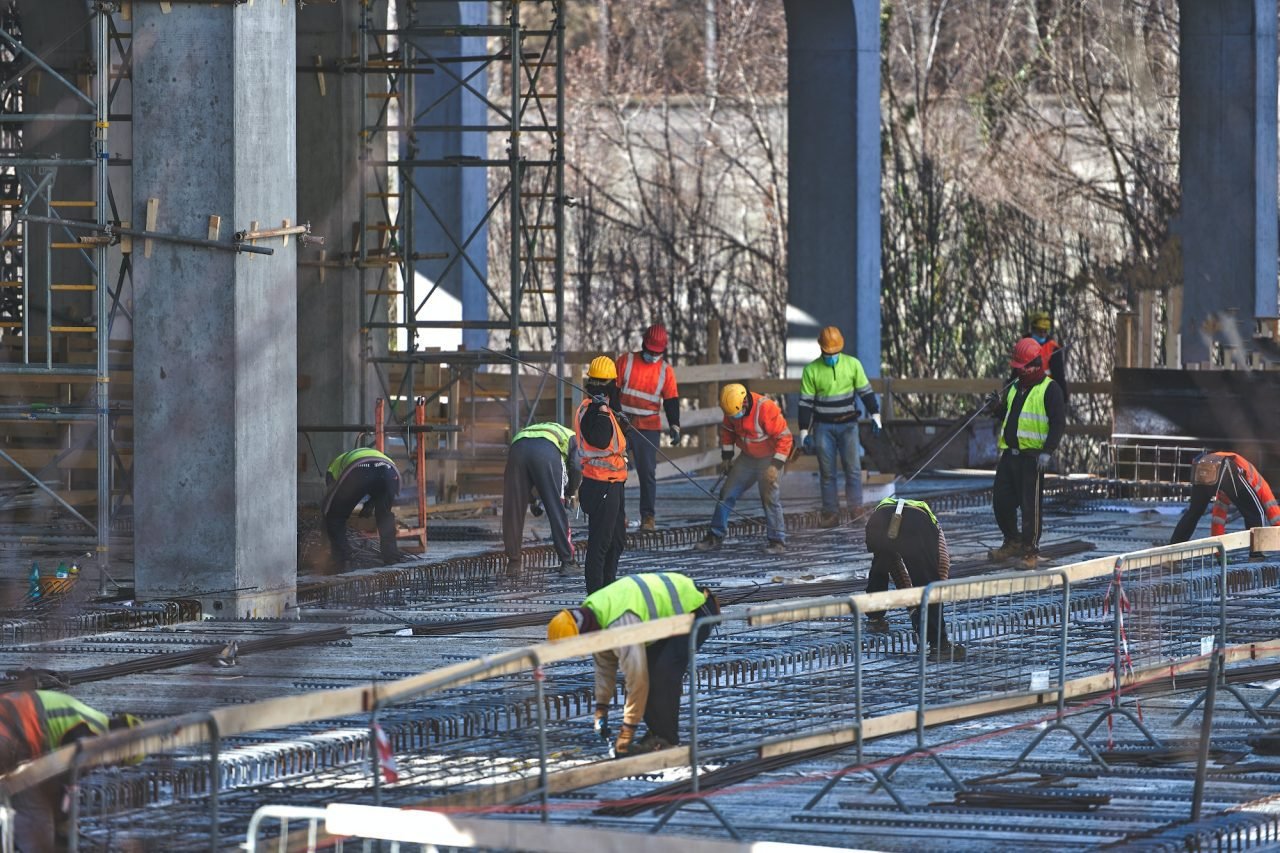 Strategic Cost Planning for UK Projects